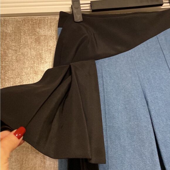 Helplessly Stylish Blue Jeans with Black Sash, US0 - Picture 8 of 13